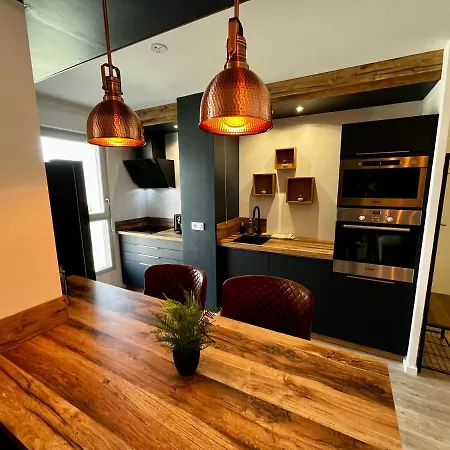 De Standing Avec Parking Prive Apartament